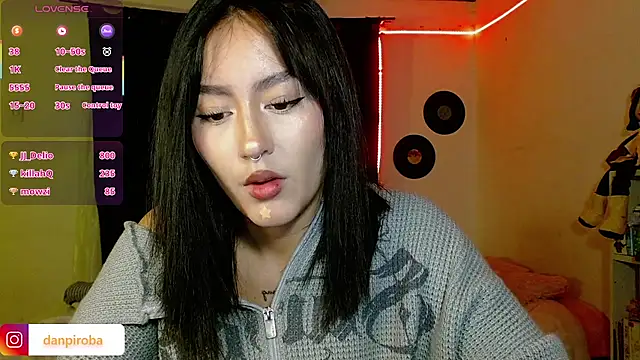 Ludo_kitty - play whit dildo