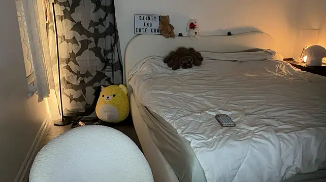 Emmyfawn - yoga show