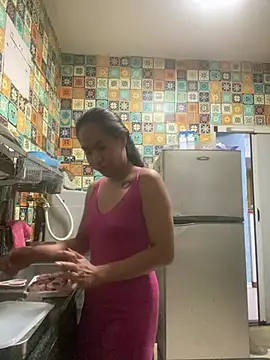MayMay33 - blow job my toy (dildo)