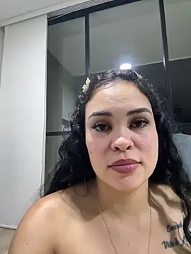 FOX_LATINA - Undress me on the balcony😈🤫🤫🤫