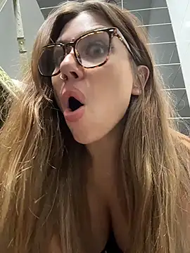 Jucie_Boom - RSIKY SHOW MY BOOBIES OPENDOOR🥵
