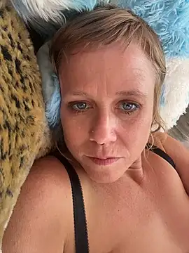 Goodgirlbabydoll - Cum show!