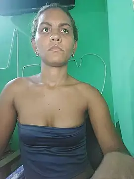 Stephanieeth - Skinny, sexy, and daring