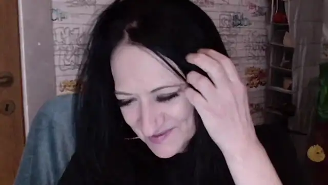 DebraMilf