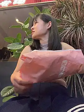 -Yuko- - 控制小粉玩具3分钟Control the pink toy for 3min