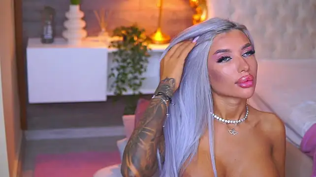 Juicy_Jessye - pussy fingering for more pleasure