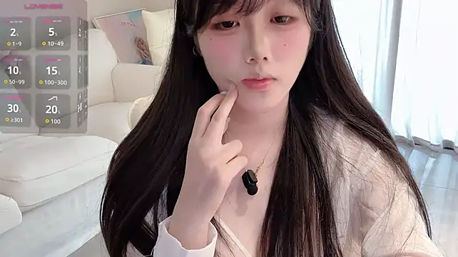 Uu_7 - 内裤拉到一边 高抬腿