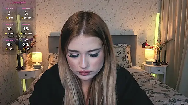 Kitty_m1la - show panties