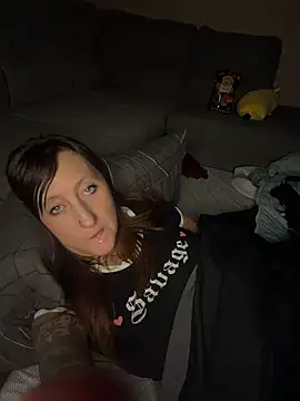 XoTatianaXo - Panties and tshirt 5 mins