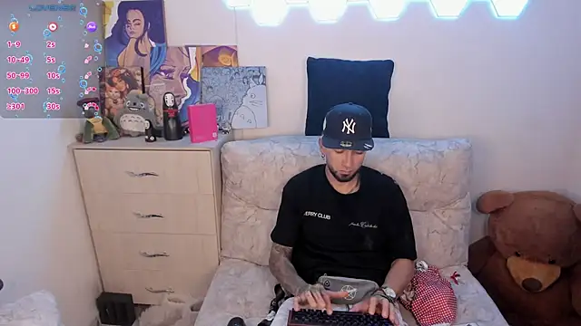 couplevibesss' Live XXX Chat