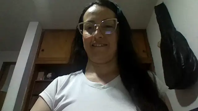 Lauryn_Jones - NAKED COMPLETELY