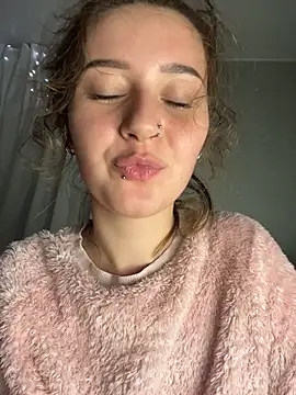 KiraSakura - TAKE OFF MY PANTY