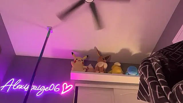Alexispaige06 - UPSHORTS POVVV