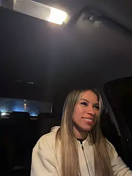Mia_Rosee1 - Show squirt in bathroom mall💦💦💦