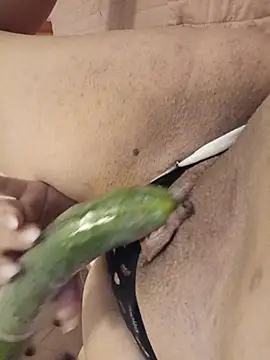 Lulitaarg - Juego con mis tetas