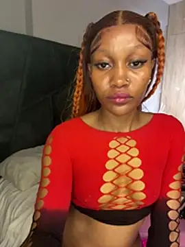 Sexxyronn - SPOIL ME DADDY