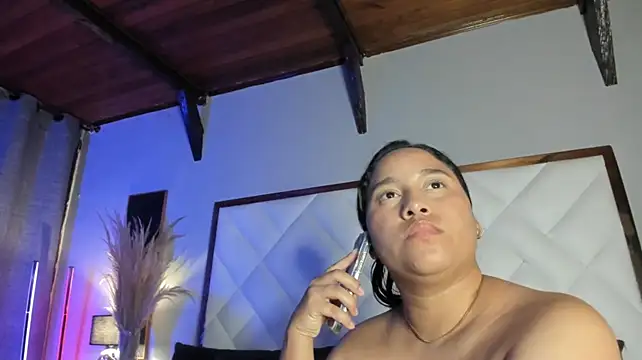 EmiliWilliams - Delicious Russian masturbation