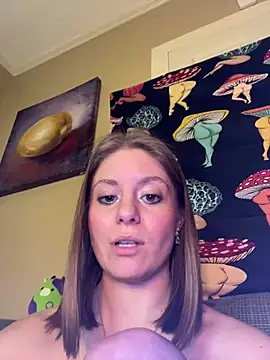 KatelynBabbyy - strip me nakeeddd