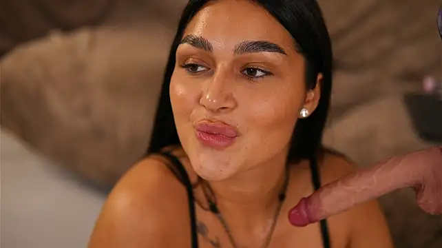 KaiaSilk - Finger in my tight pussy