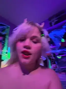 Cutiepiespanks - Pussy play With Glowin dildo