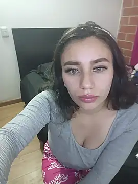 AbriilBloom - Little kiss