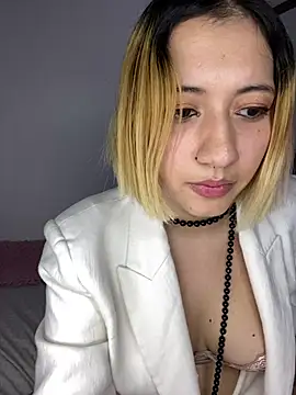 LizaSluty - you choose show