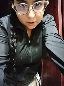 Kitty_valeryy - Blowjob on knees 🍆