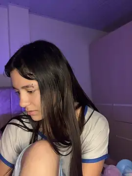Ada_Miler - Suck the dildo, lots of saliva.
