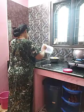 Tamilaruvi