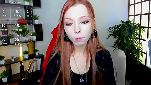 Star_Tarra - how about little dance from Tarra?