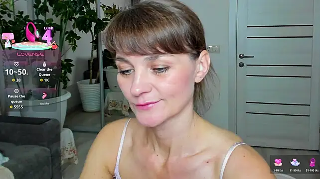 Briannaa_ - eye contact