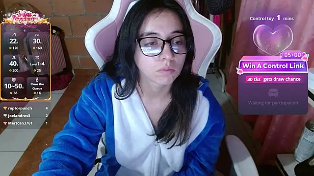 Maggie_Fox3 - SHOW ASS