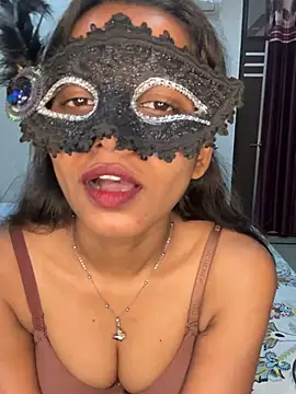 Too_yum_girl