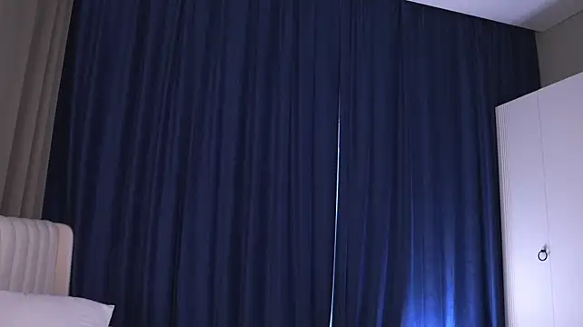 SallyReidj - shove toy in panties for more pleasure