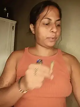 Giselabrunette25 - Hot bitch 🥰🥵😈