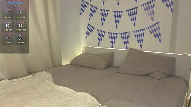 Welcomepirncess - doggy in panties hehe