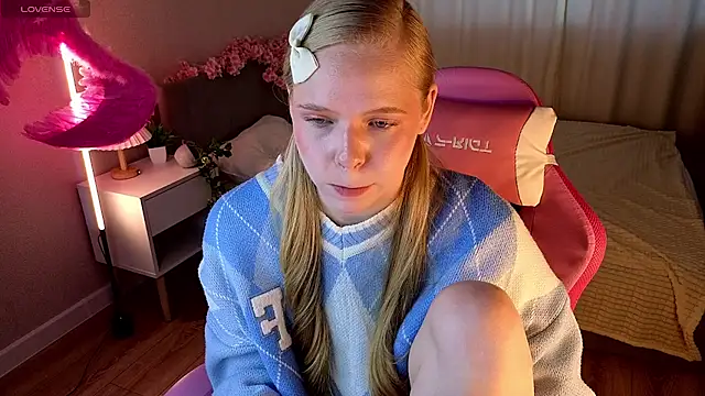 Sweet_Angelll - Play with the nipples