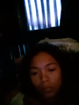 Cutiepie_19 - Show ass + spank ass