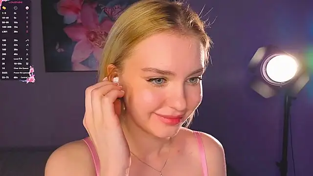 Eva_kiki - 🍑FLASH AND TEASE WITH MY ASS🍑