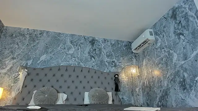 EVANGELIINE_21 - massage tits with oil 😈🥵