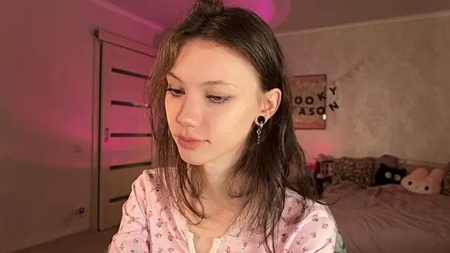 MiaPimmy - Let me seduce you with my ASS!