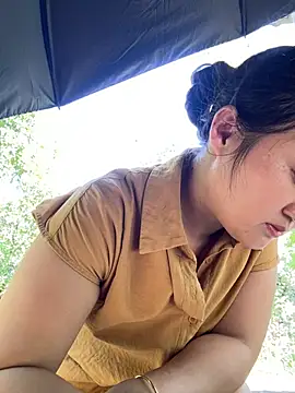 Amy1688 - 脱内裤直播一分钟