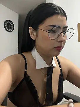 Sophie_spicy - Tweerk +oil+ plug ass