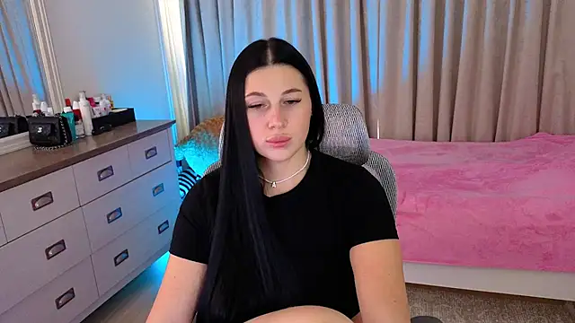 AriiDiamond - Naked Dance
