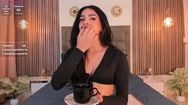 AntonellaParis1_ - whip my big ass in doggy style 💋😊👏
