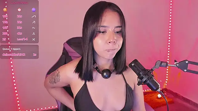 SoyMarii - Dildo in pussy