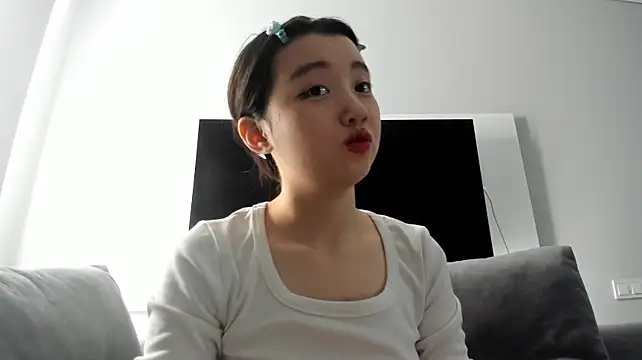 Yukinai - cum till dripping