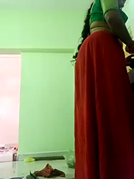 Komal_Bhabhi4u - Full naked walk for 2 minutes