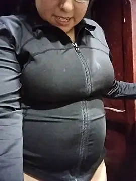 Kitty_valeryy - Blowjob on knees 🍆