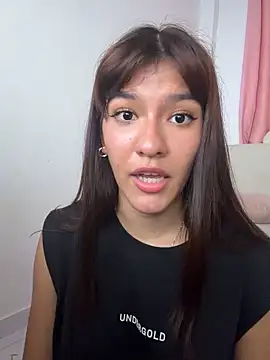SofiCherry_ - anal plug in public + 2 minutes of contr